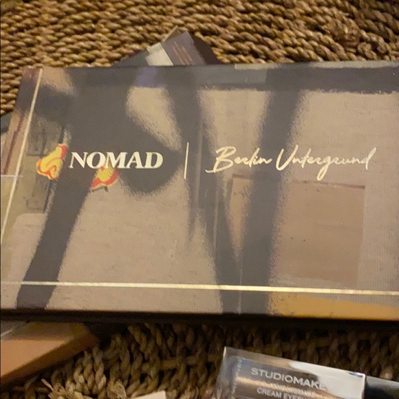 Makeup bundle! 3 BNIB pieces! - Picture 2 of 10